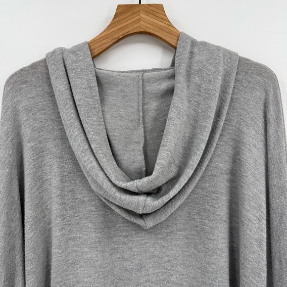 Lauren Moshi Wilma Oversized Pullover Hoodie Sword Heart Roses Bird Size XS/S - Picture 10 of 10